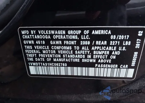 2017 Volkswagen Passat 1.8T R-Line z USA, uszkodzony, nr VIN 1VWDT7A31HC062783